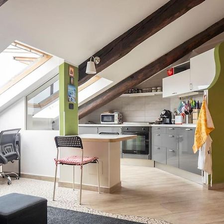 Cozy Attic In The City Center Turin Exterior foto