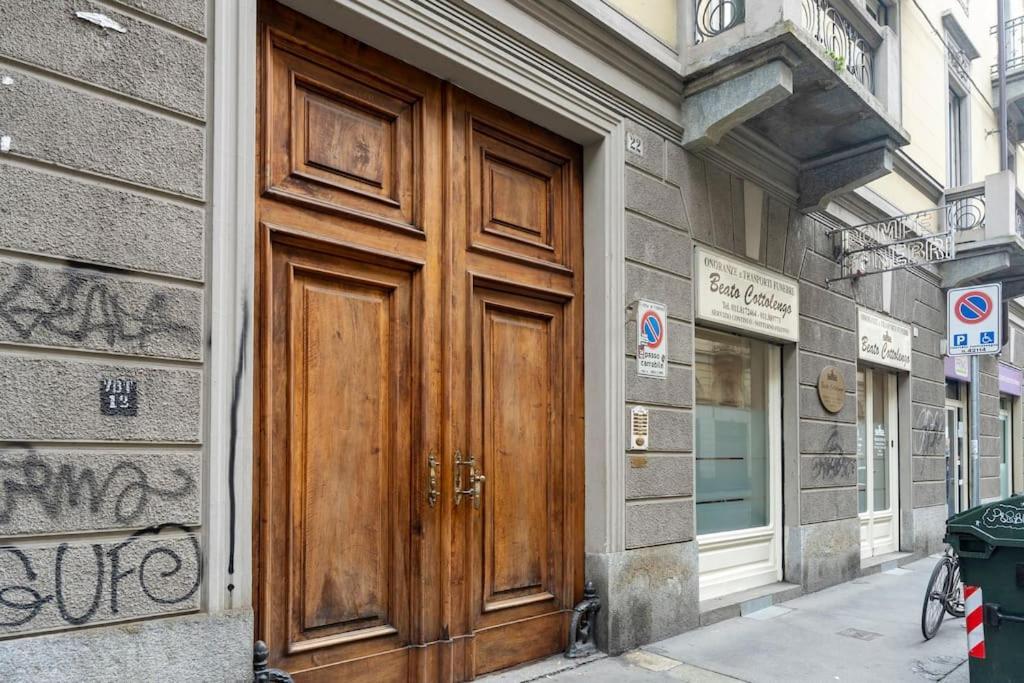 Cozy Attic In The City Center Turin Exterior foto